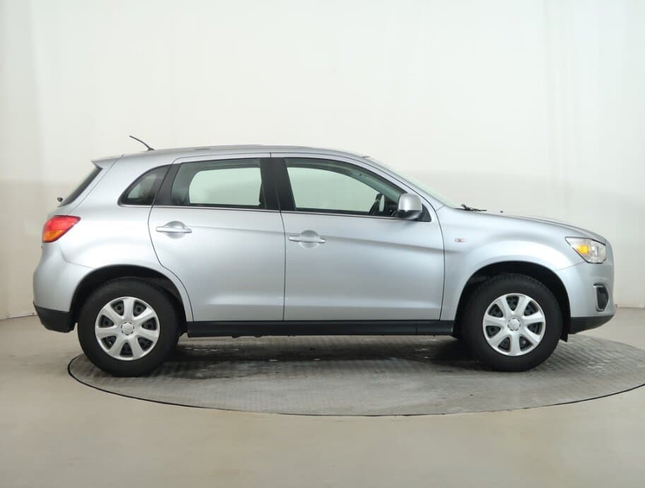 2016 Mitsubishi ASX - 8