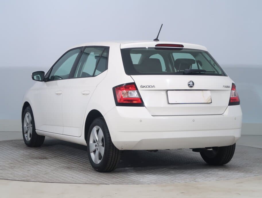 2016 Škoda FABIA - 5