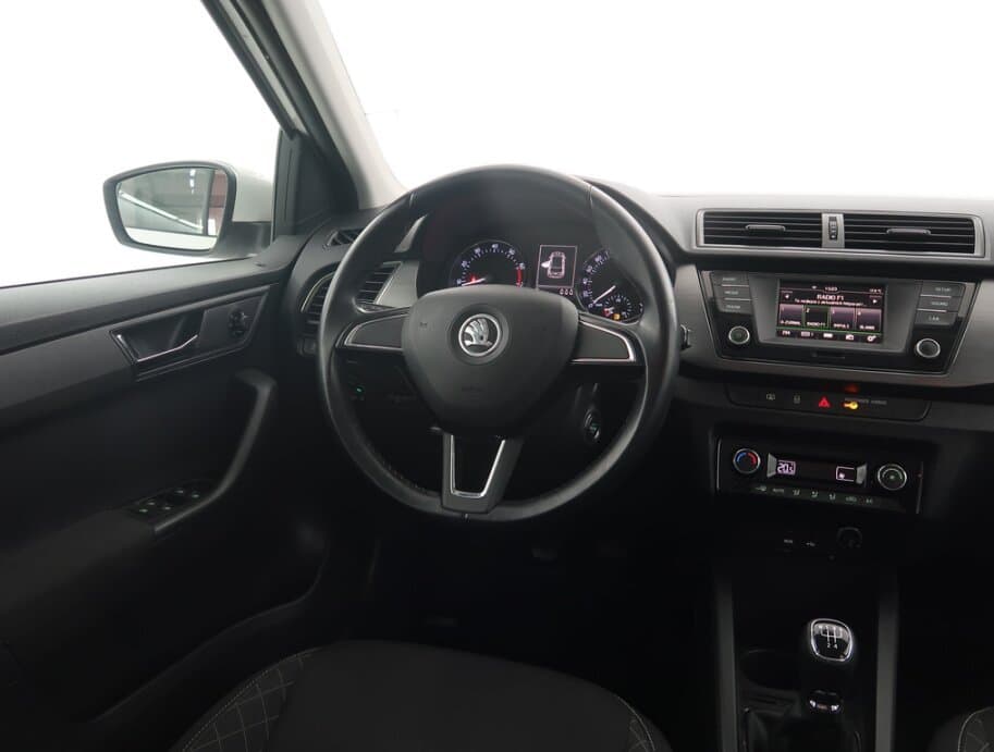 2016 Škoda FABIA - 9
