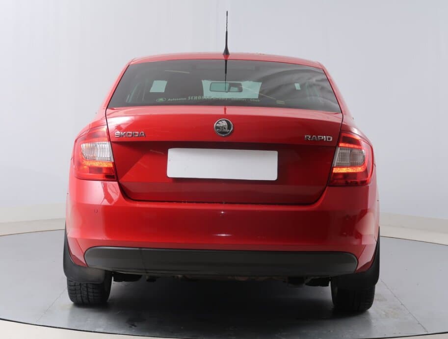 2014 Škoda RAPID - 11