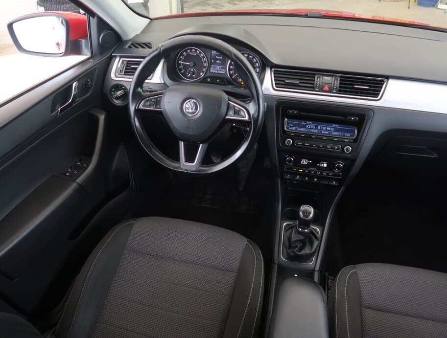 2014 Škoda RAPID - 17