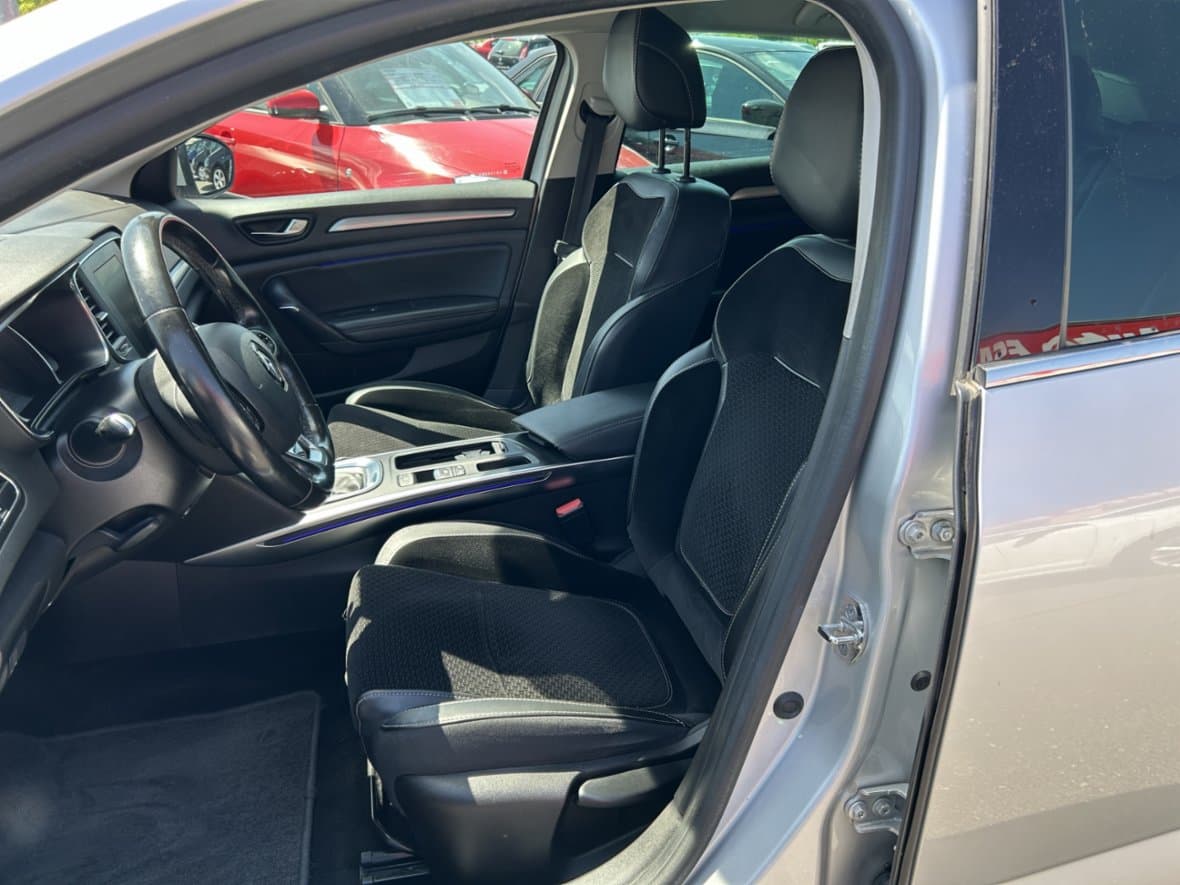 2019 Renault MEGANE - 9