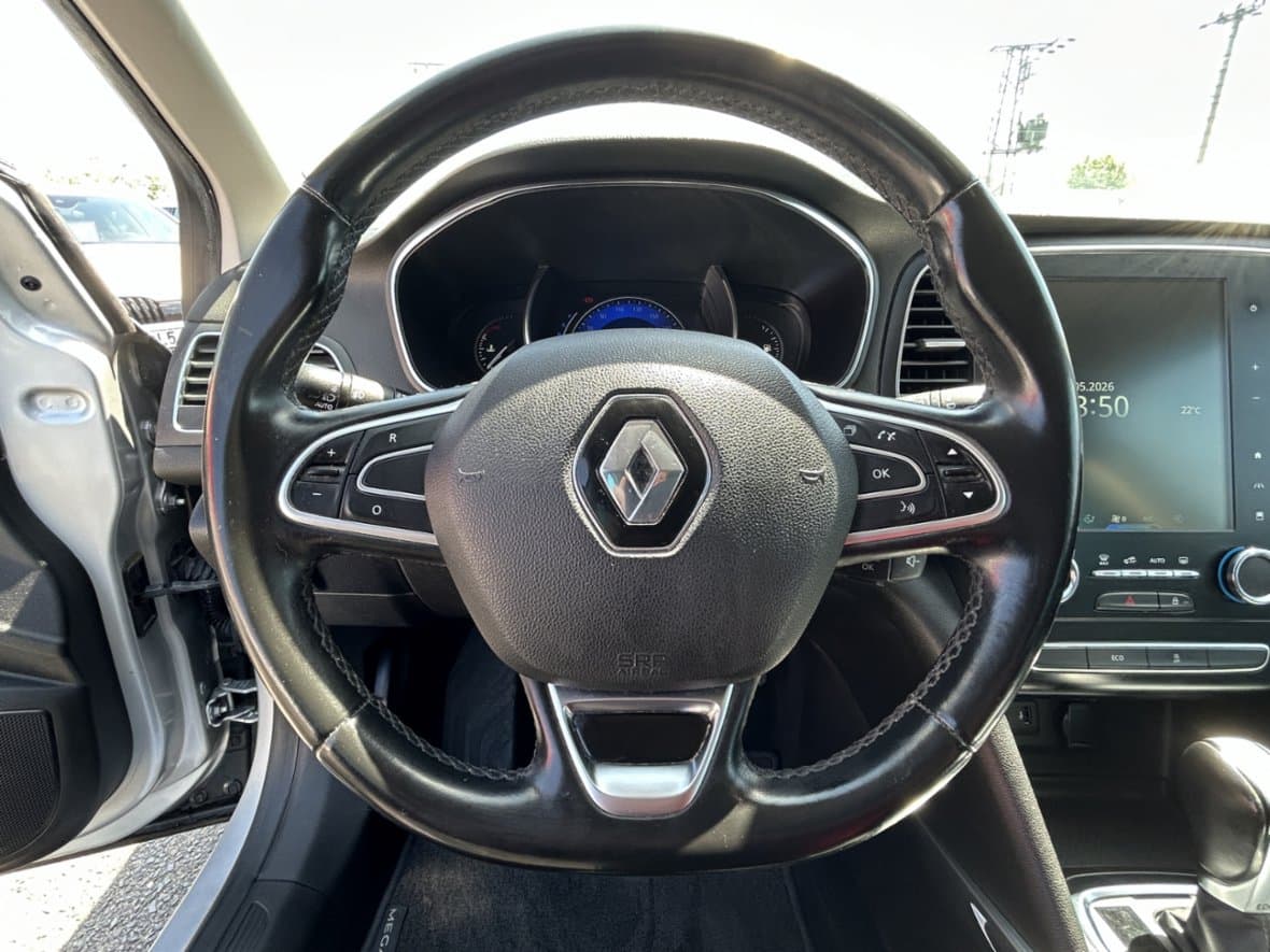2019 Renault MEGANE - 12