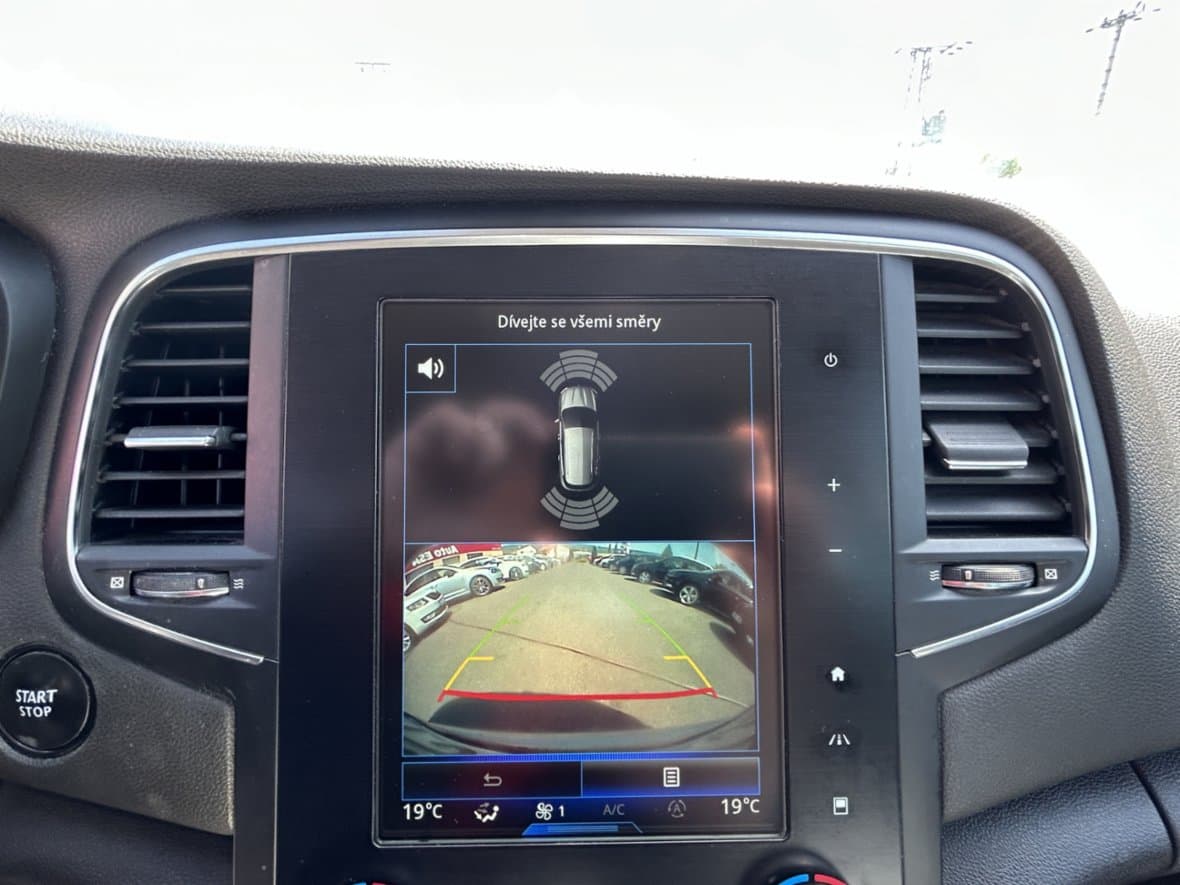 2019 Renault MEGANE - 17