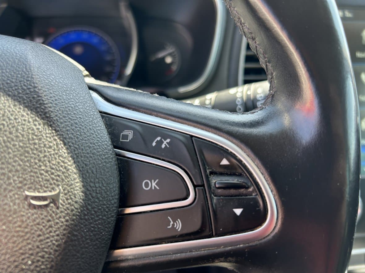 2019 Renault MEGANE - 19