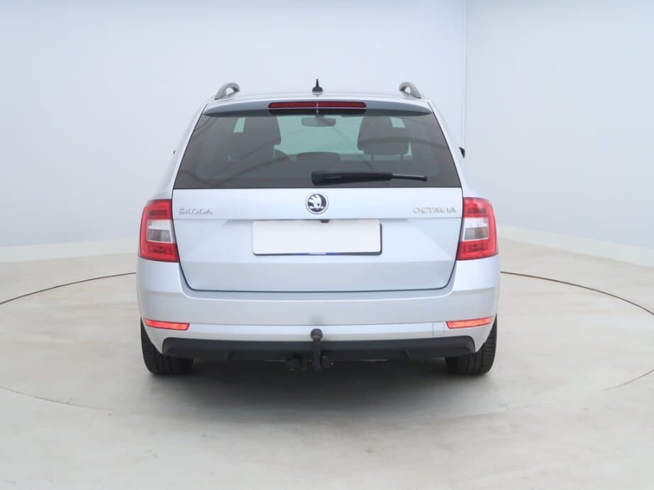 2020 Škoda OCTAVIA - 11