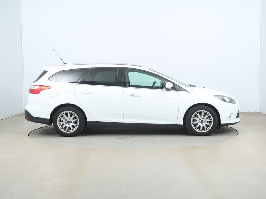 2013 Ford FOCUS - 8