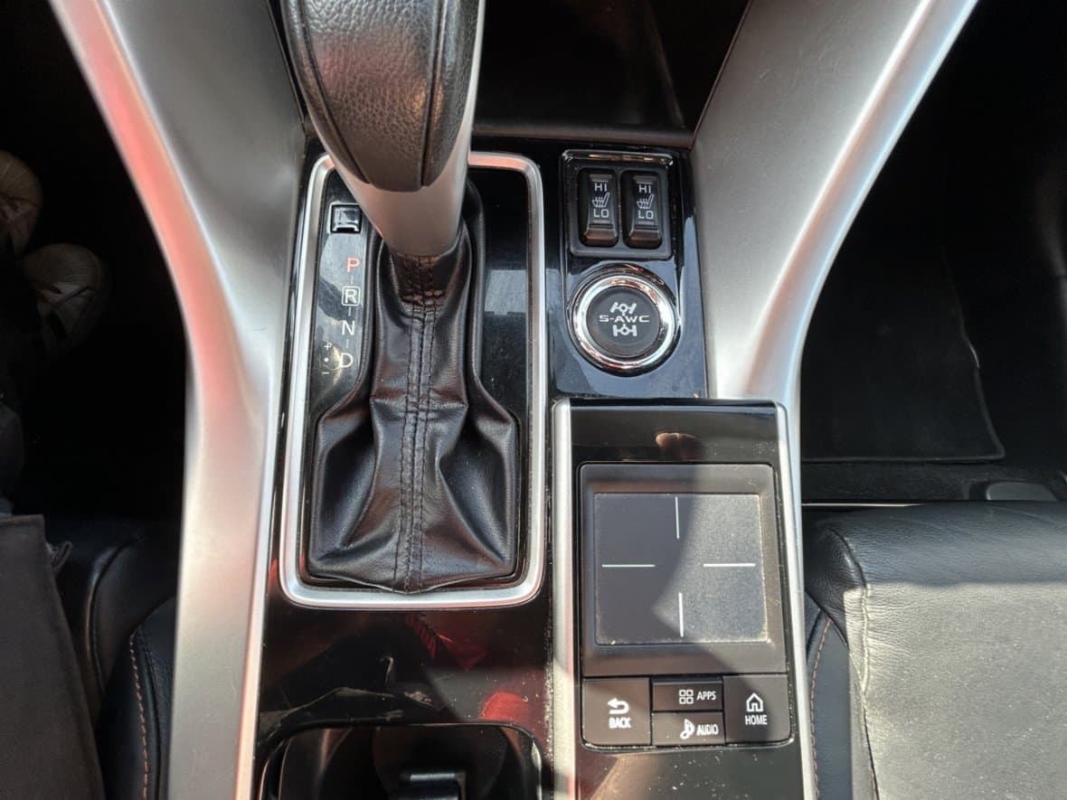 2018 Mitsubishi ECLIPSE - 16