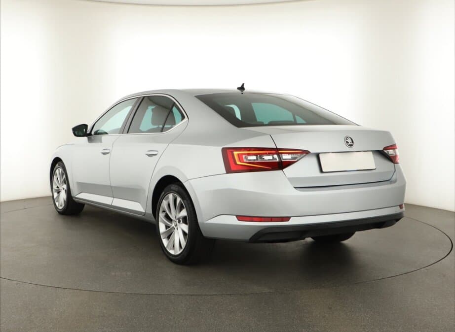2017 Škoda SUPERB - 5