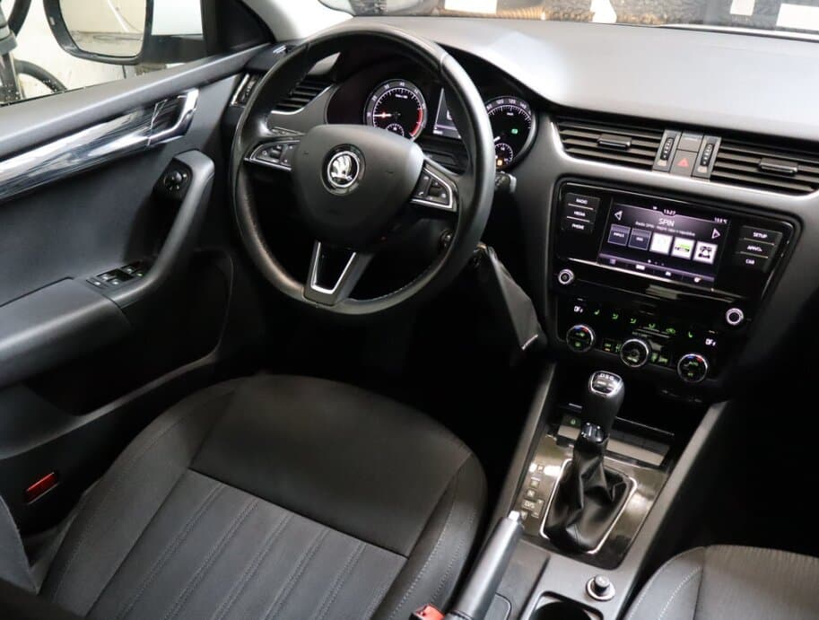 2017 Škoda OCTAVIA - 9