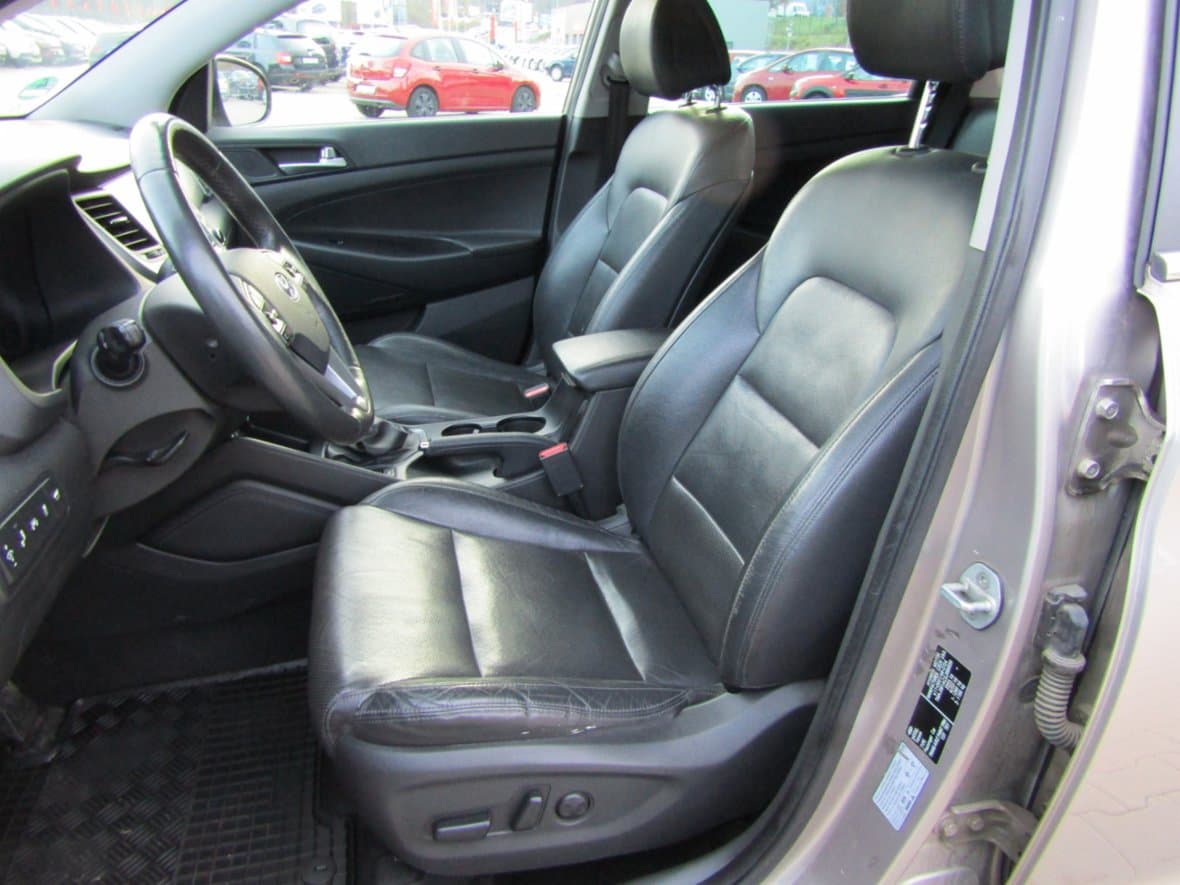 2015 Hyundai TUCSON - 9