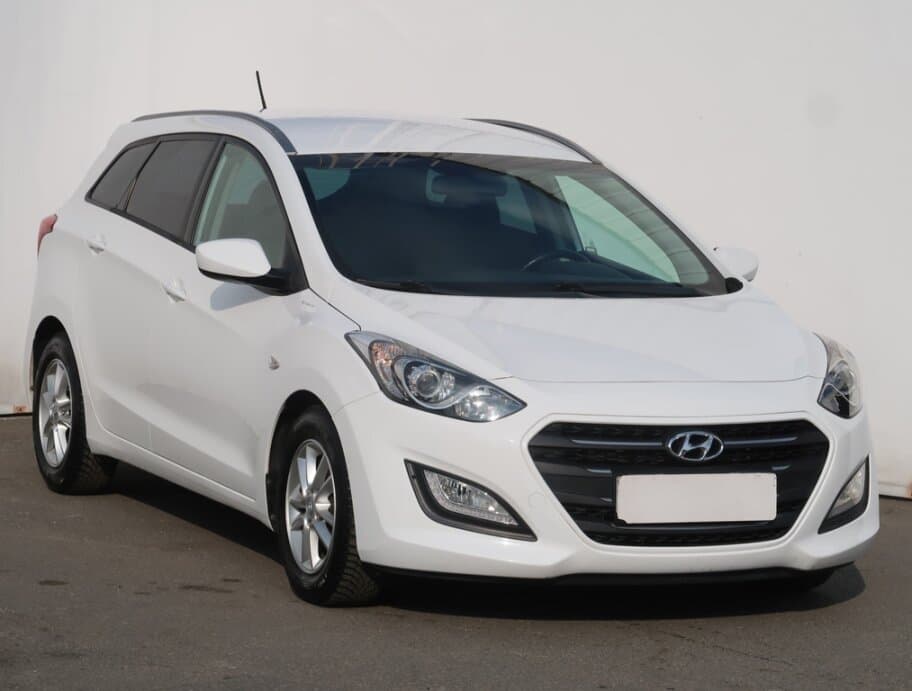 Hyundai i30, 1.6 GDITrikolor Plus , Serv.kniha,,