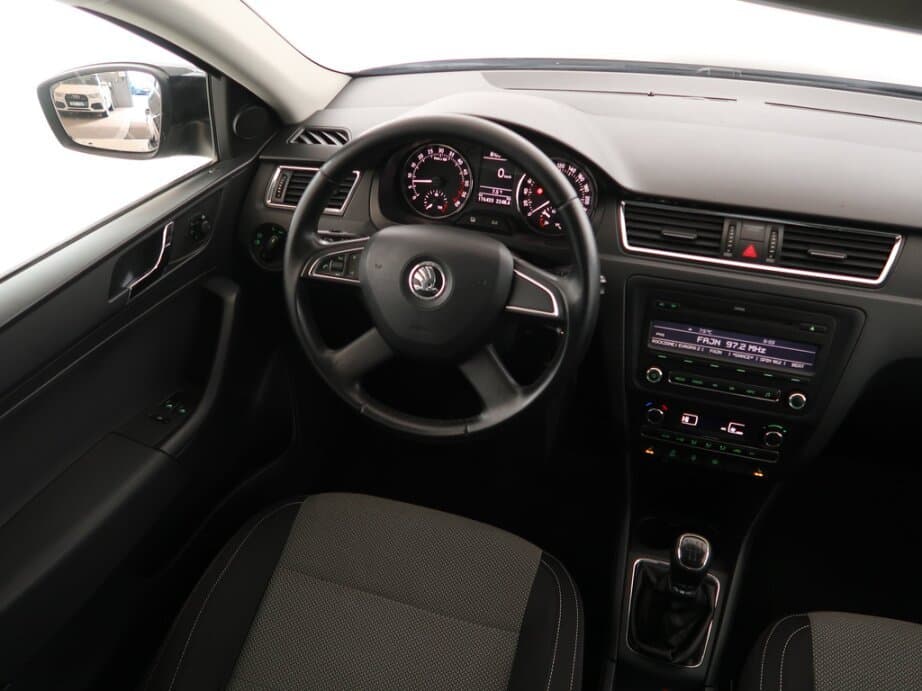 2013 Škoda RAPID - 9