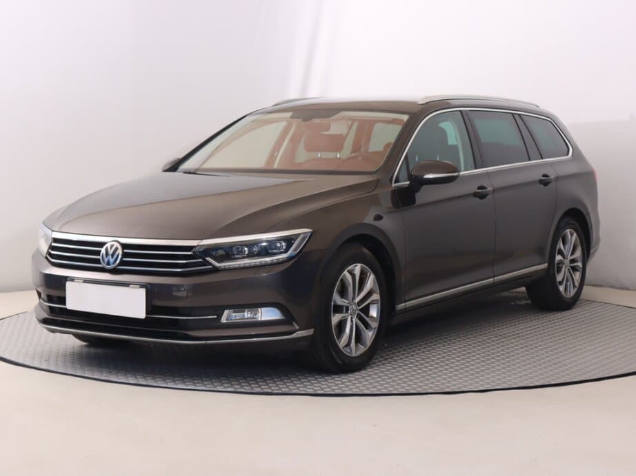 2016 Volkswagen PASSAT - 3