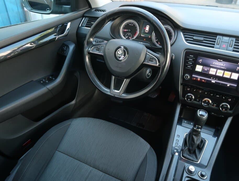 2017 Škoda OCTAVIA - 9