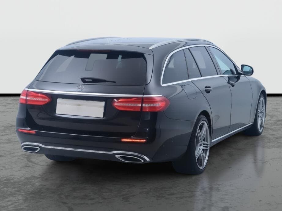 2017 Mercedes-Benz E-CLASS - 7