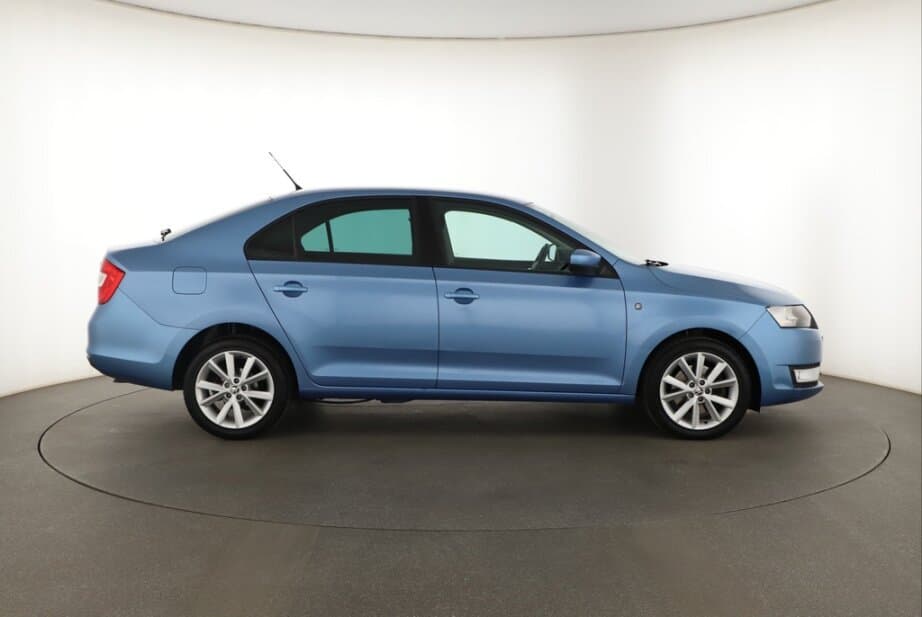 2013 Škoda RAPID - 8