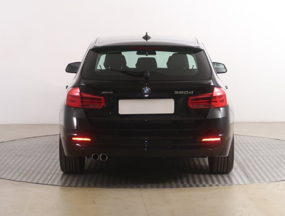2015 BMW 3-SERIES - 6