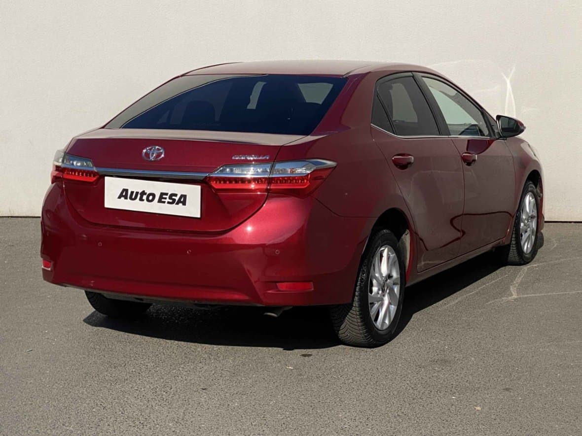 2016 Toyota COROLLA - 4