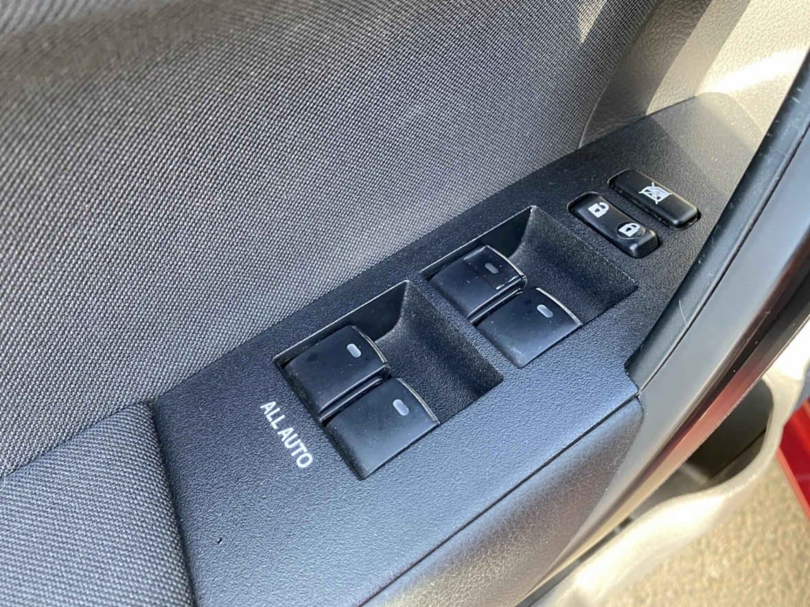 2016 Toyota COROLLA - 13