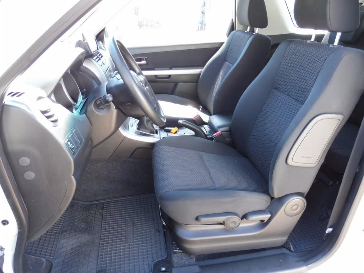 Suzuki VITARA - 4