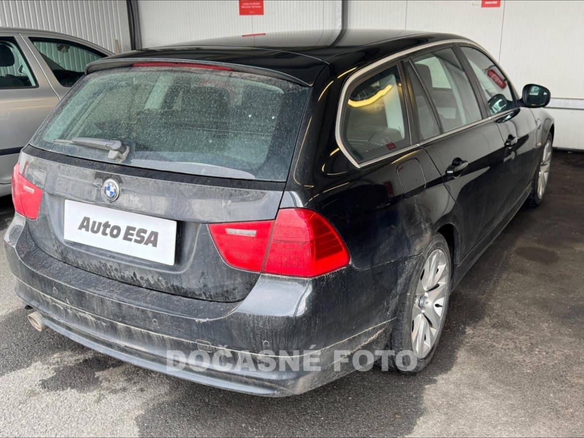 2012 BMW 3-SERIES - 2