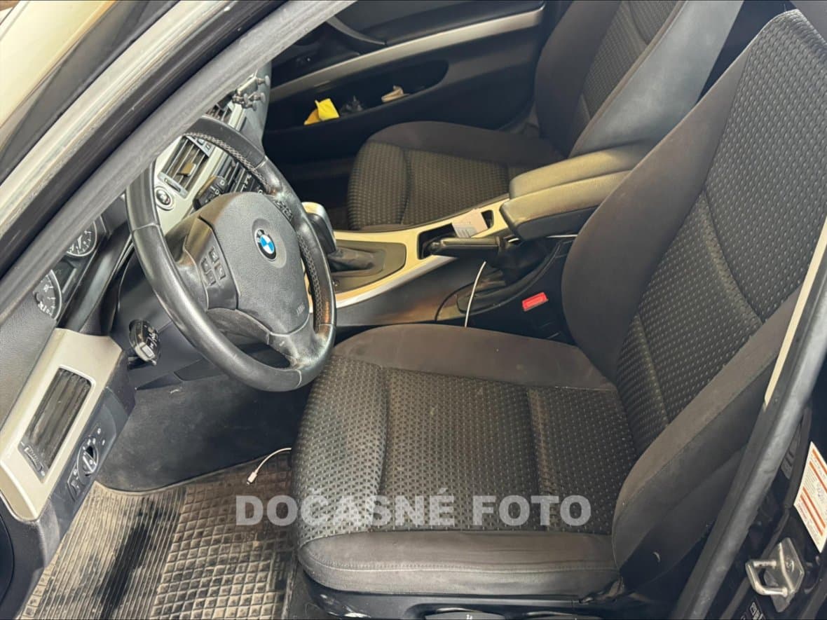 2012 BMW 3-SERIES - 3
