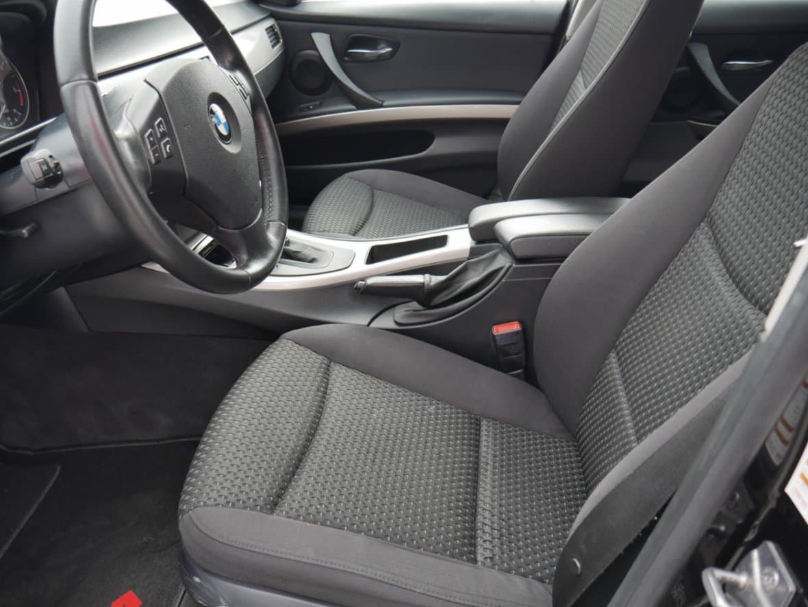 2012 BMW 3-SERIES - 9