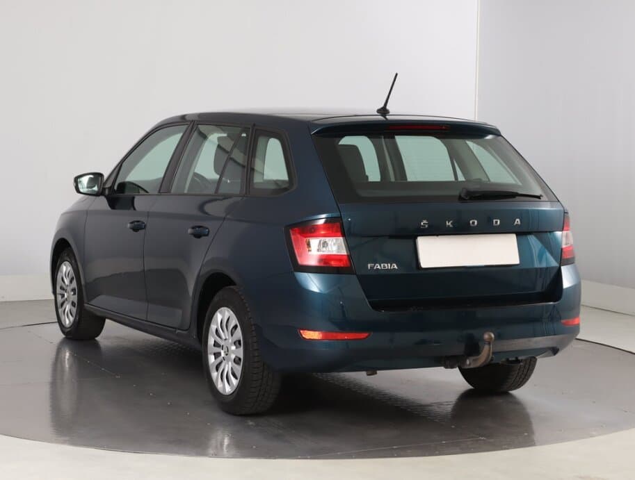 2021 Škoda FABIA - 5