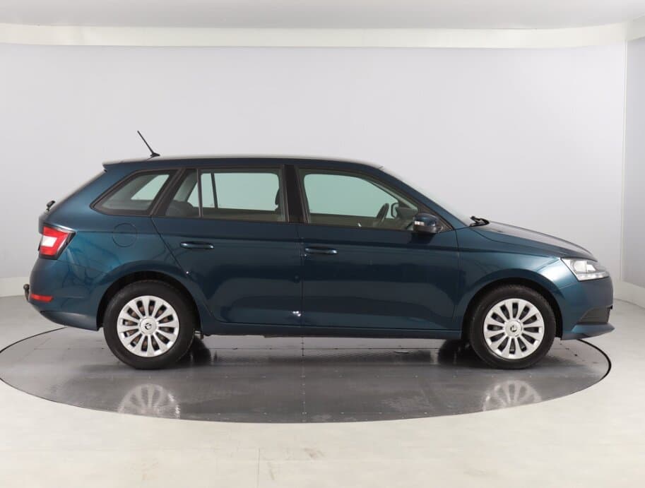 2021 Škoda FABIA - 8