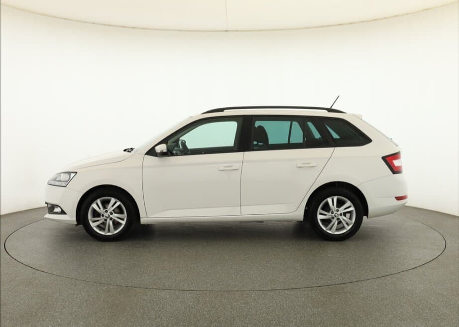 2021 Škoda FABIA - 4