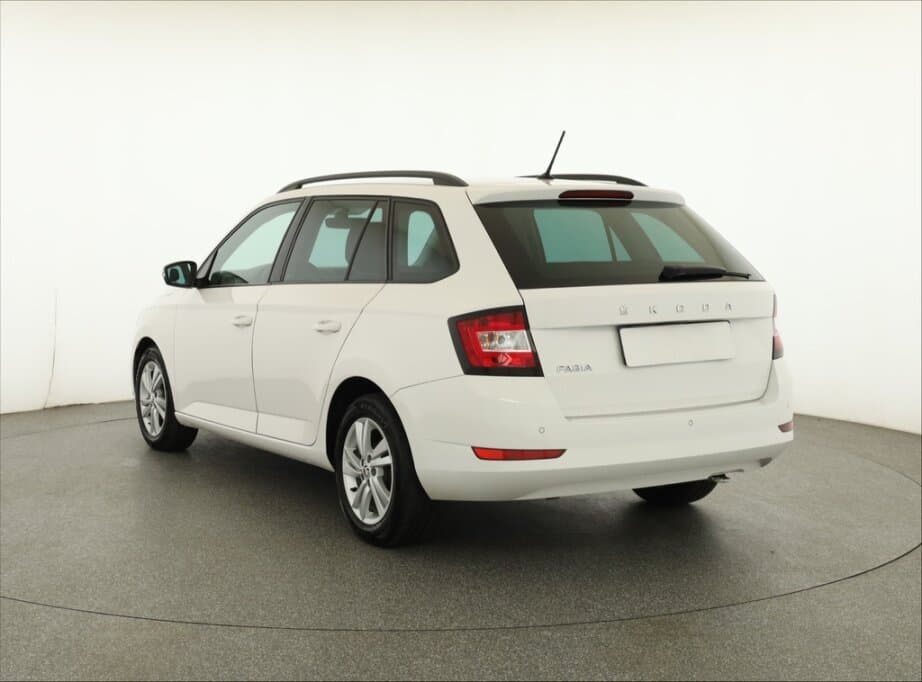 2021 Škoda FABIA - 5