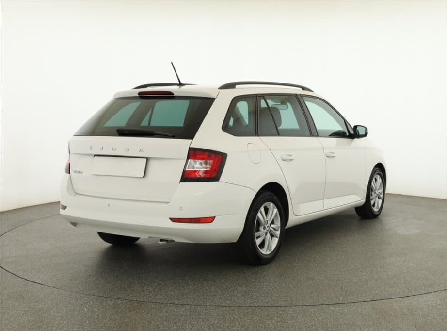 2021 Škoda FABIA - 7