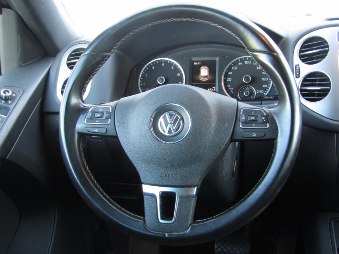 2015 Volkswagen TIGUAN - 13