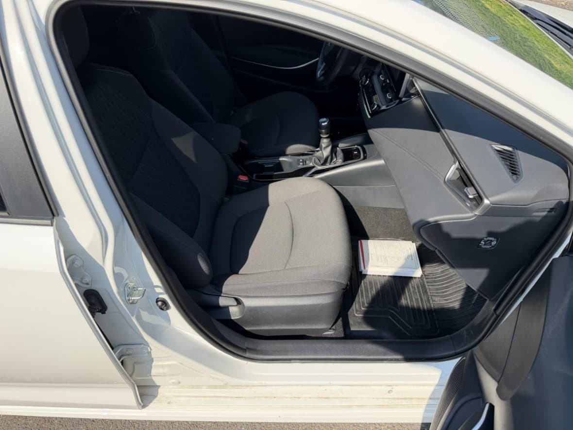 2023 Toyota COROLLA - 17