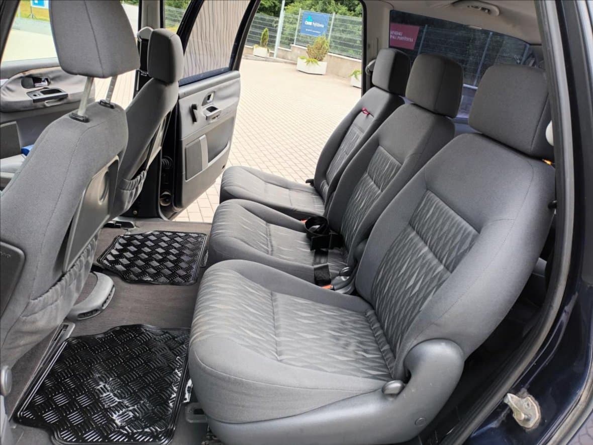 2001 Ford GALAXY - 17