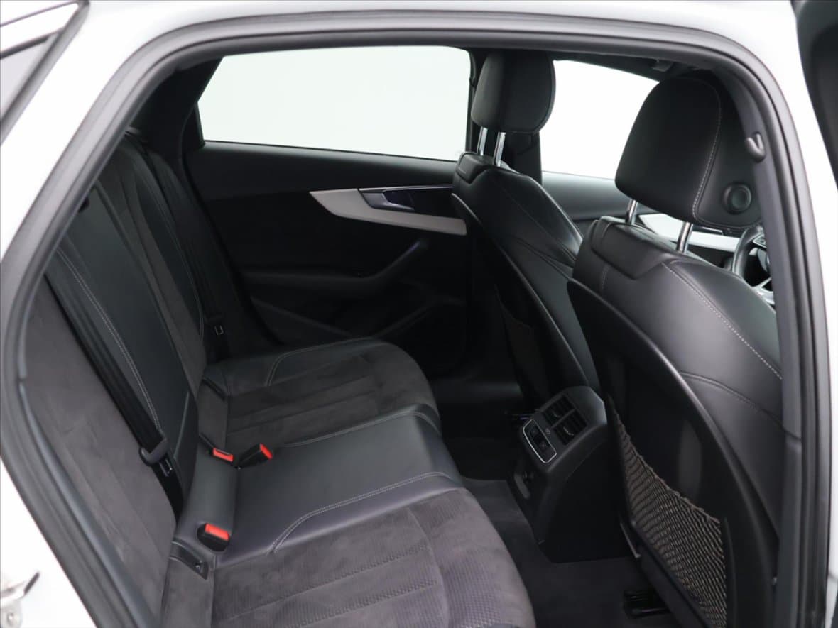 2017 Audi A4 - 13