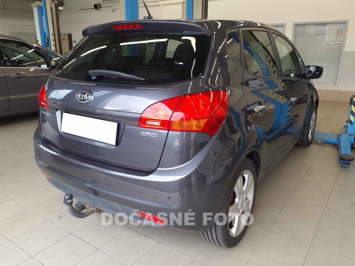 2015 Kia VENGA - 2