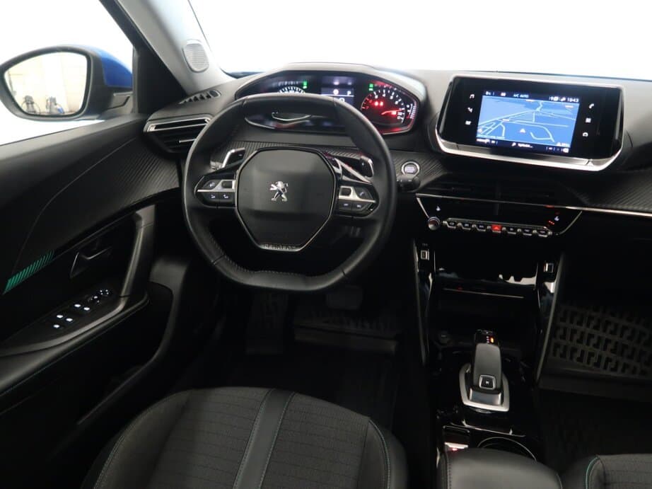 2021 Peugeot 2008 - 9