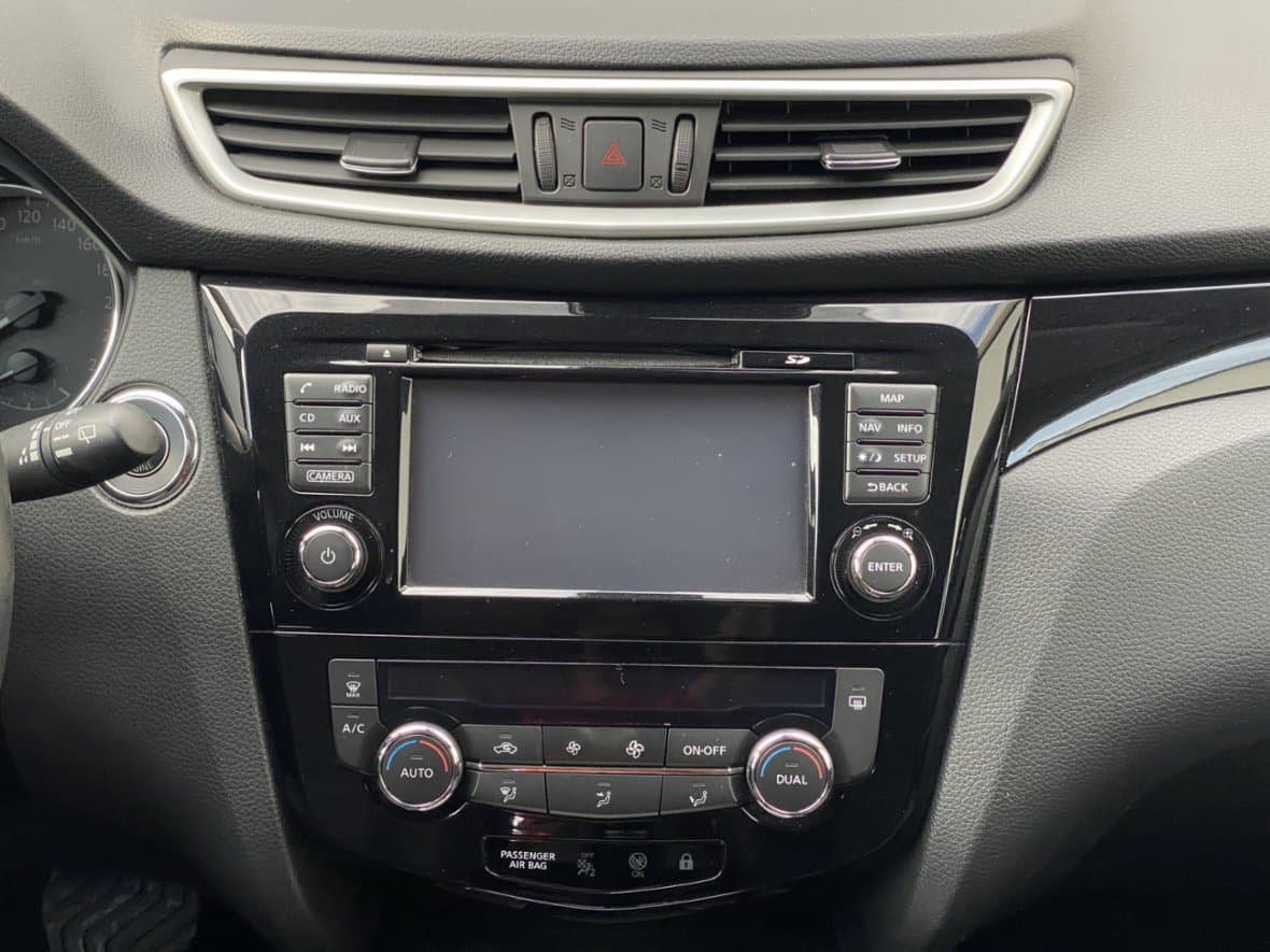 2017 Nissan QASHQAI - 23