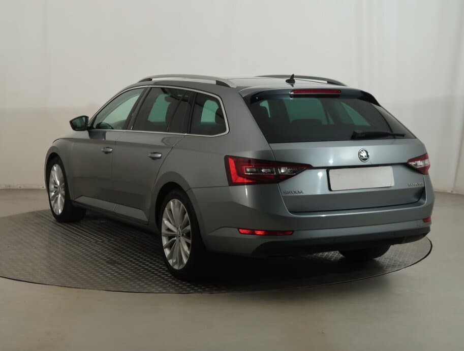 2017 Škoda SUPERB - 5