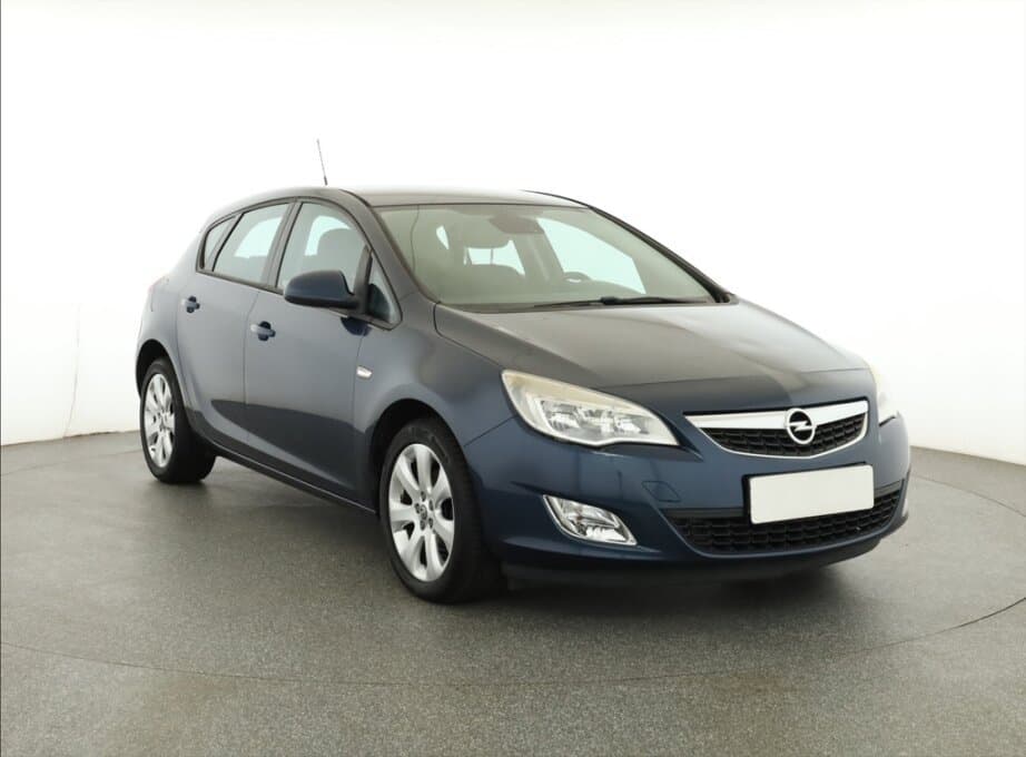 2011 Opel ASTRA