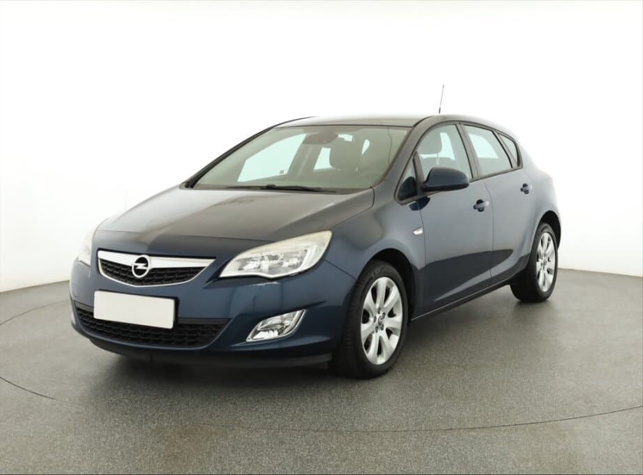 2011 Opel ASTRA - 5