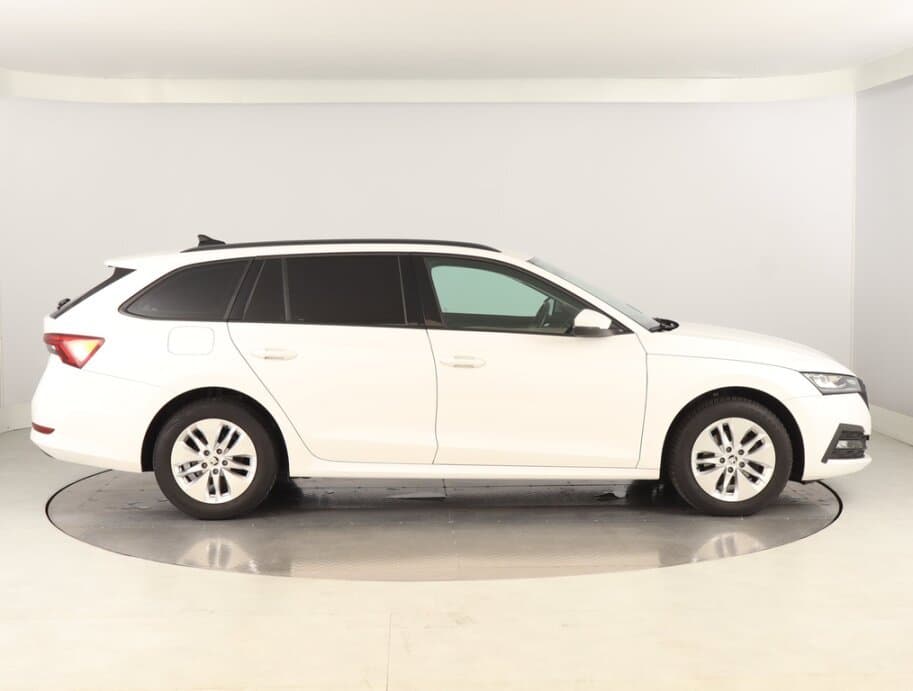 2020 Škoda OCTAVIA - 8