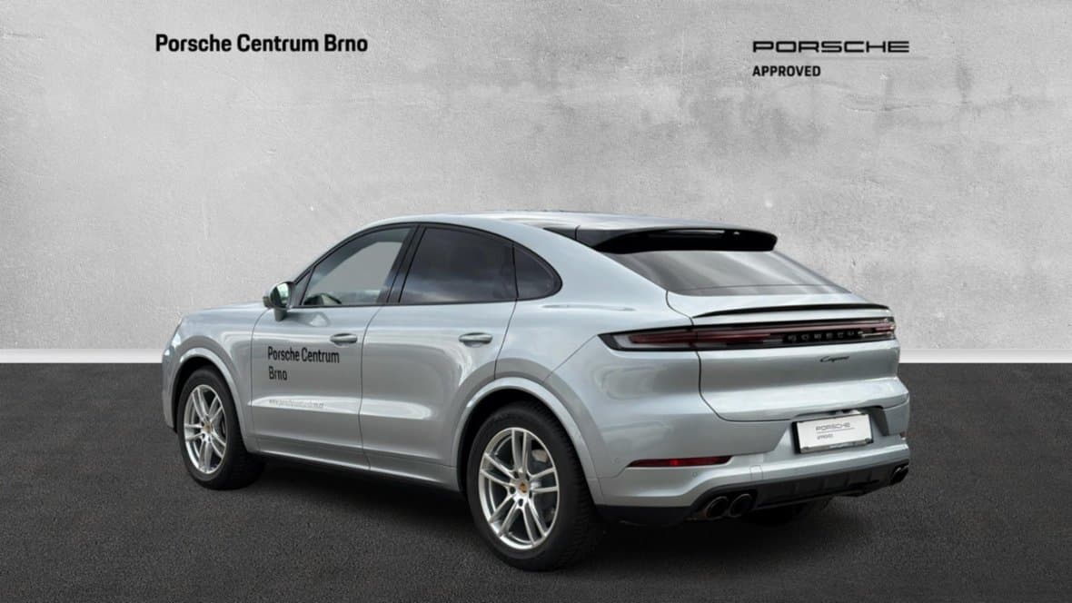 2026 Porsche Cayenne - 8