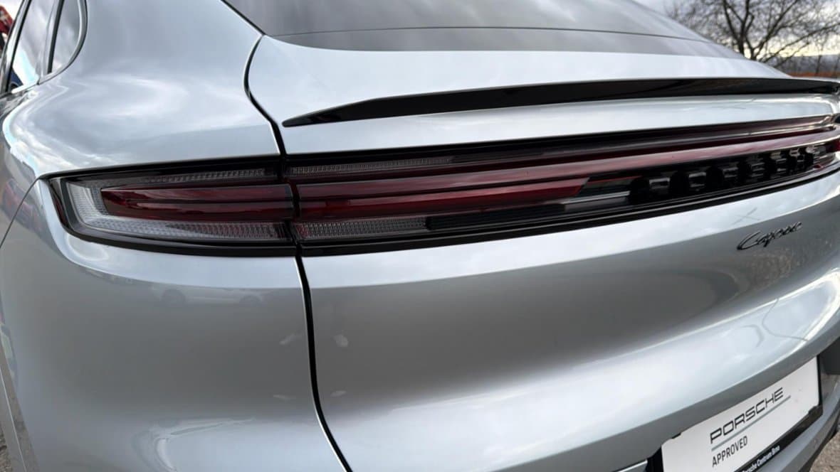 2026 Porsche Cayenne - 14