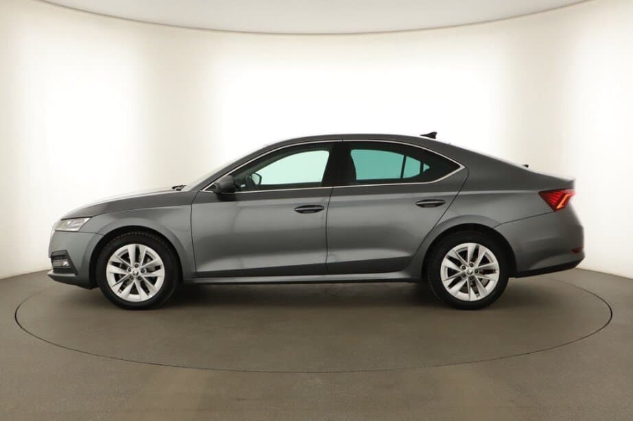 2022 Škoda OCTAVIA - 4