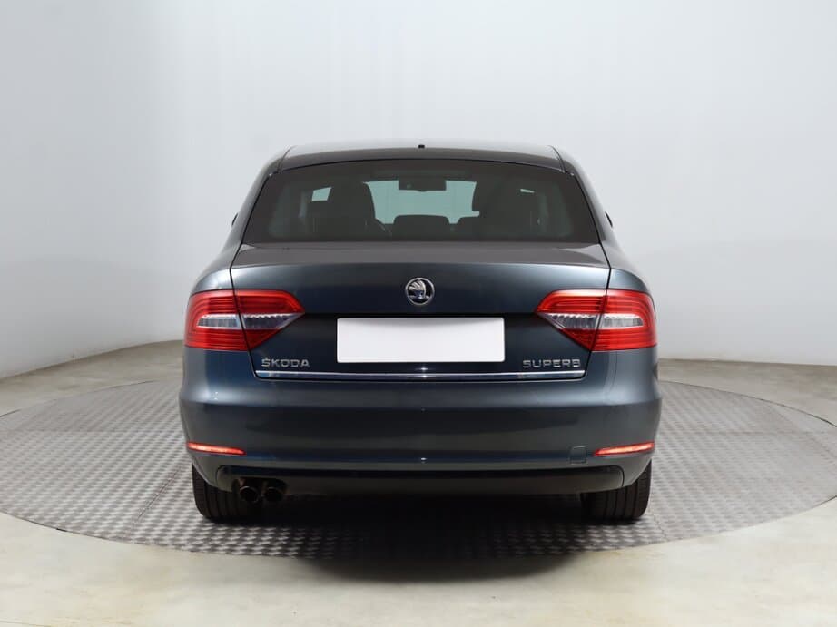 2014 Škoda SUPERB - 6