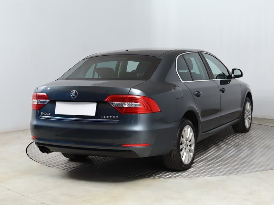 2014 Škoda SUPERB - 7