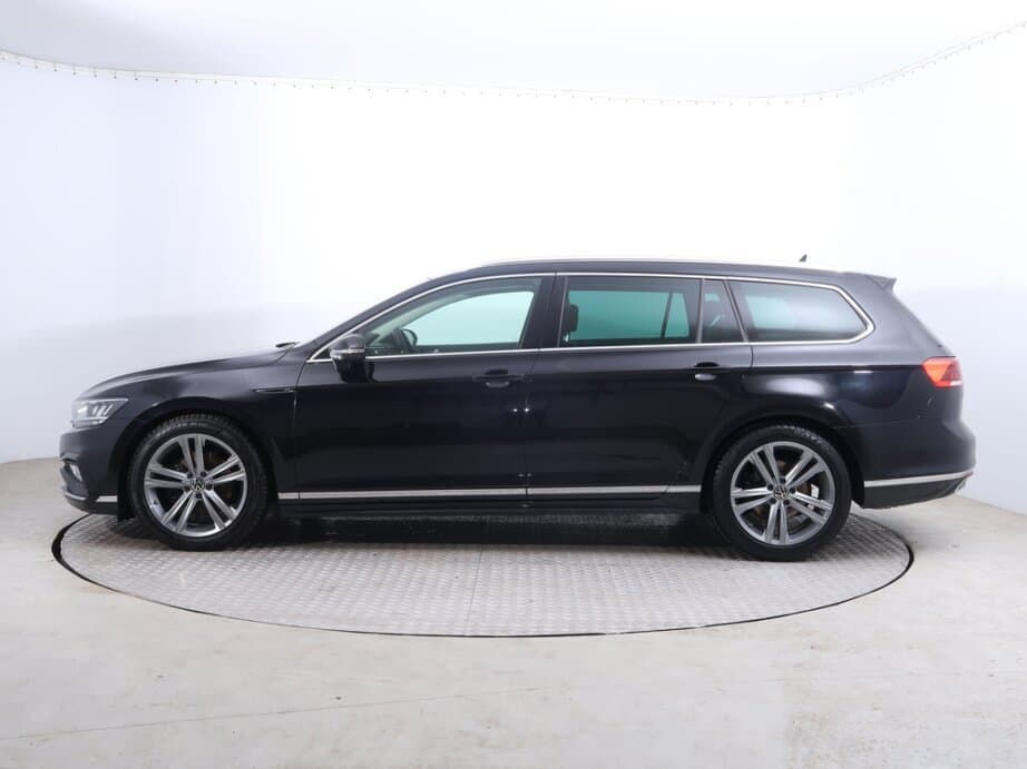 2020 Volkswagen PASSAT - 4